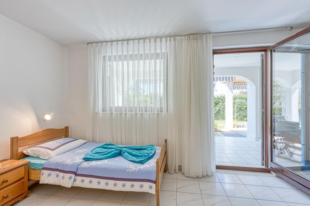 Apartments Kiki Spada بوريتش المظهر الخارجي الصورة