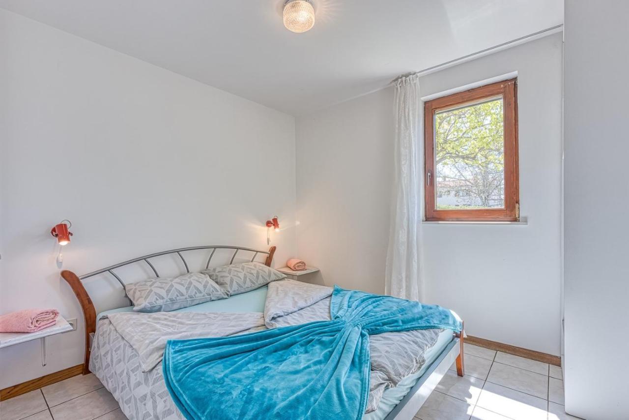 Apartments Kiki Spada بوريتش المظهر الخارجي الصورة